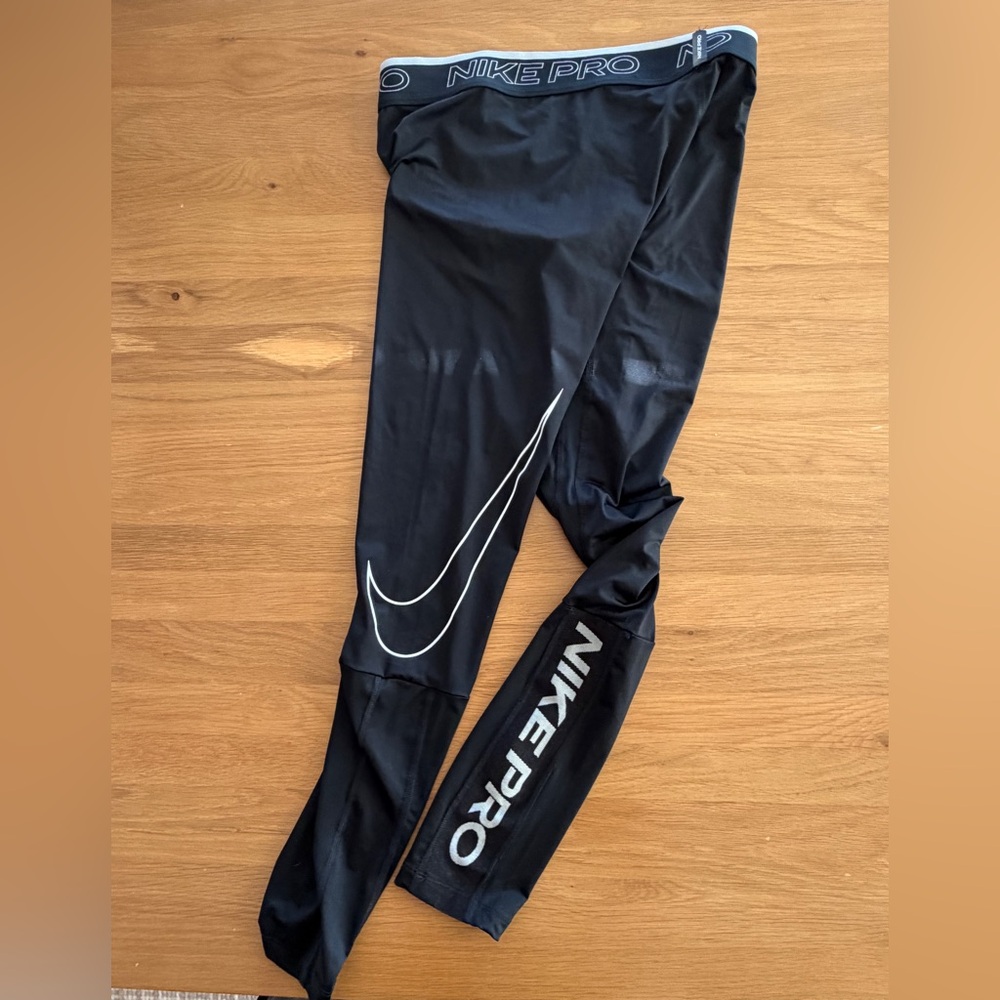 Nike Set of 3 Black Dri-FIT Pro Compression Leggings - Picture 2 of 4